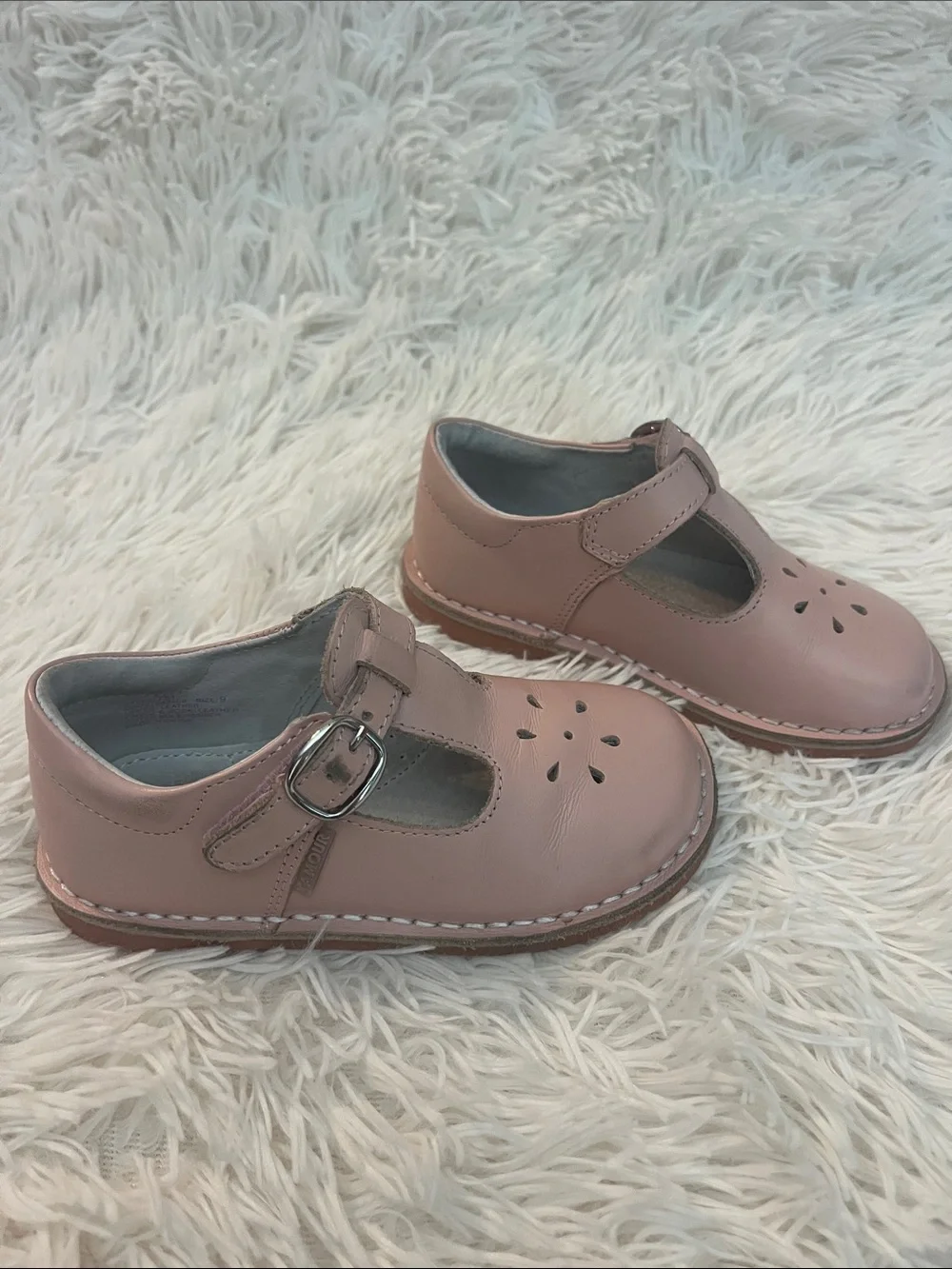 L'Amour Pink Leather T-Strap Mary Jane Shoes